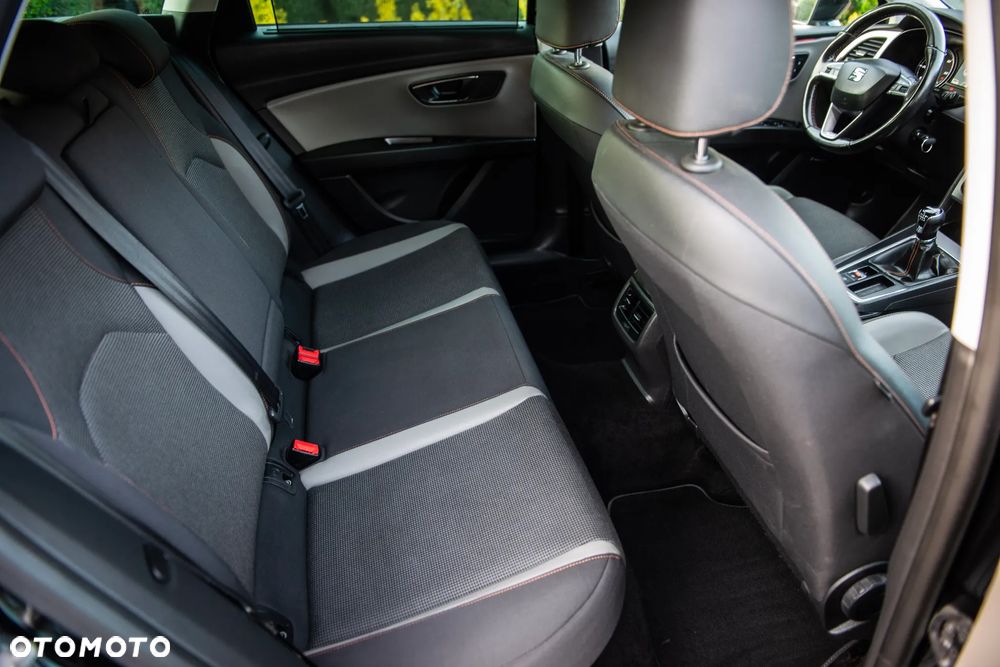 Seat Leon 2.0 TDI DPF Start&Stop XCELLENCE - 35