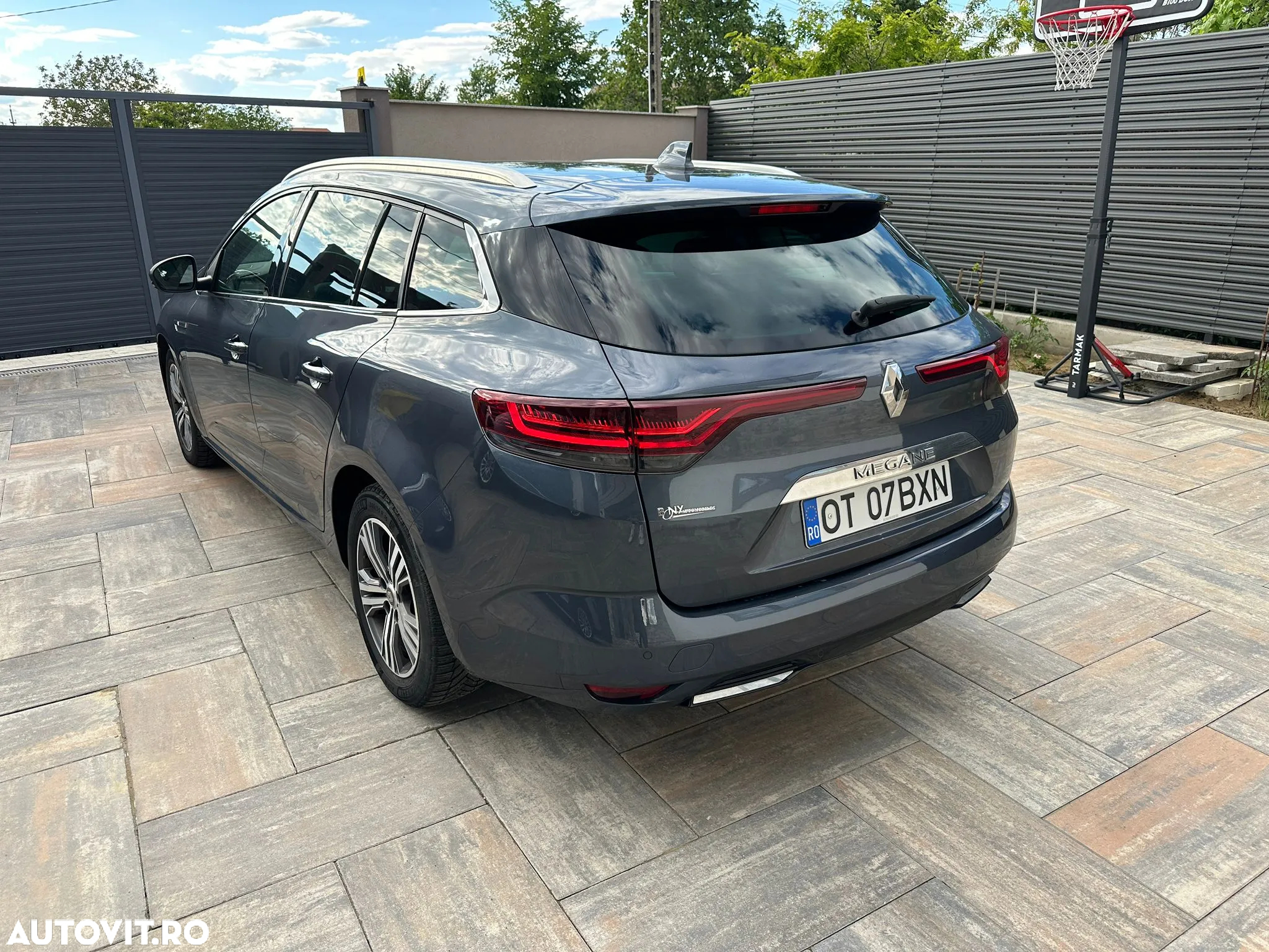 Renault Megane Estate Blue dCI Intens - 10