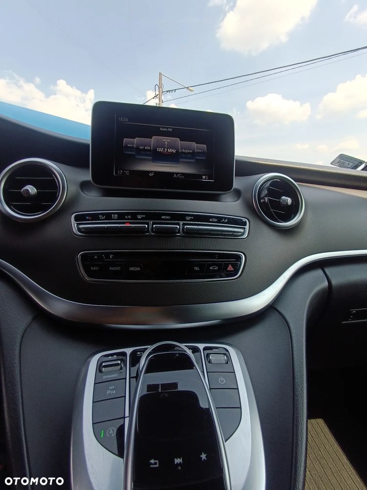 Mercedes-Benz Klasa V 250 (BlueTEC) d lang 7G-TRONIC Avantgarde - 17