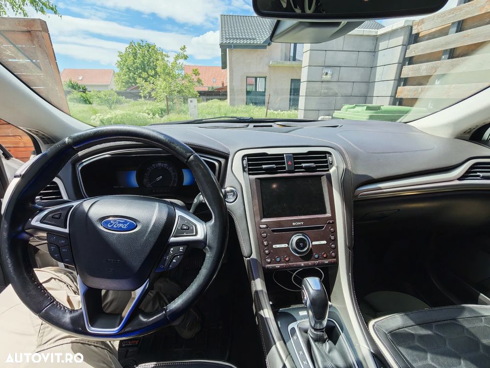 Ford Mondeo 2.0 HEV Vignale - 4
