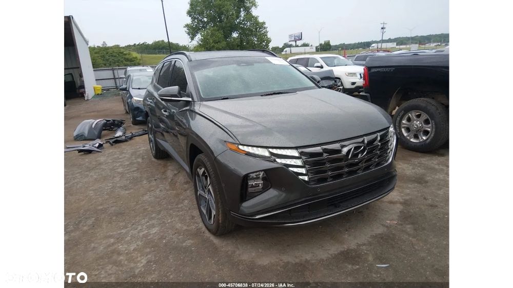 Hyundai Tucson - 2