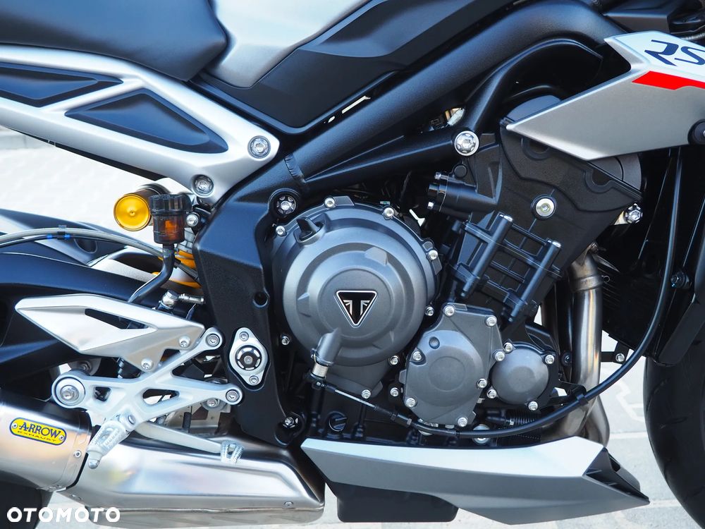 Triumph Street Triple - 29