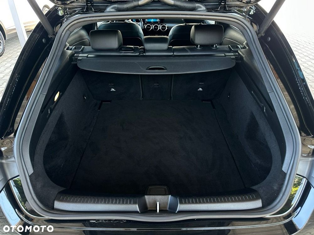 Mercedes-Benz CLA 220 d 8G-DCT - 17