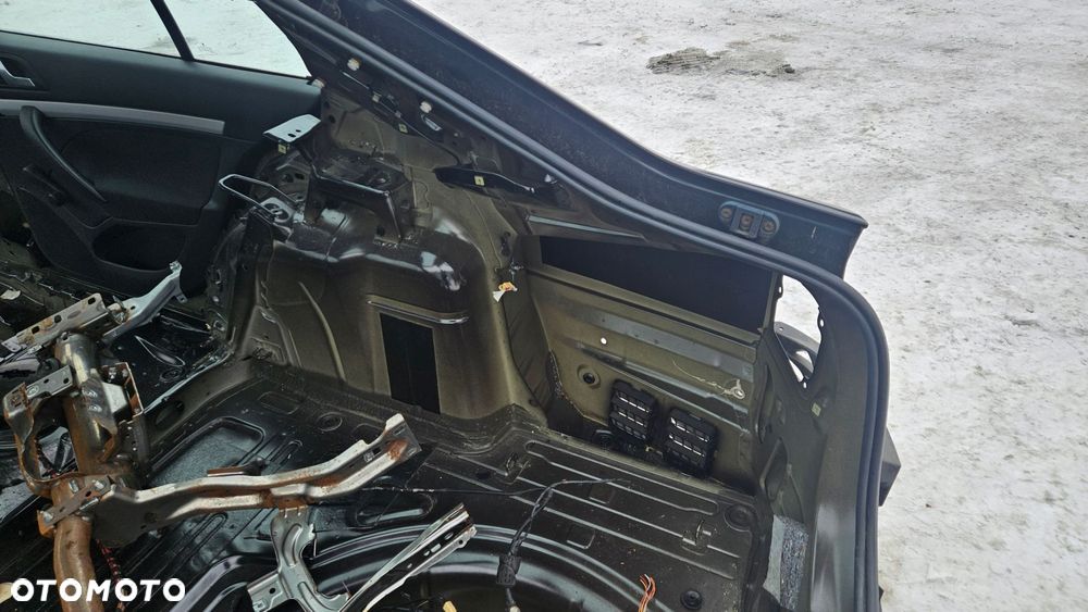 ćwiartka błotnik prawy tył sedan hb octavia ii 04-12 - 5