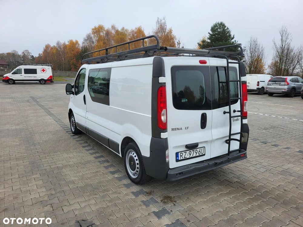 Renault Trafic - 6