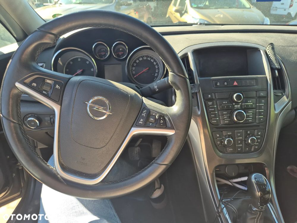 Opel Astra - 10