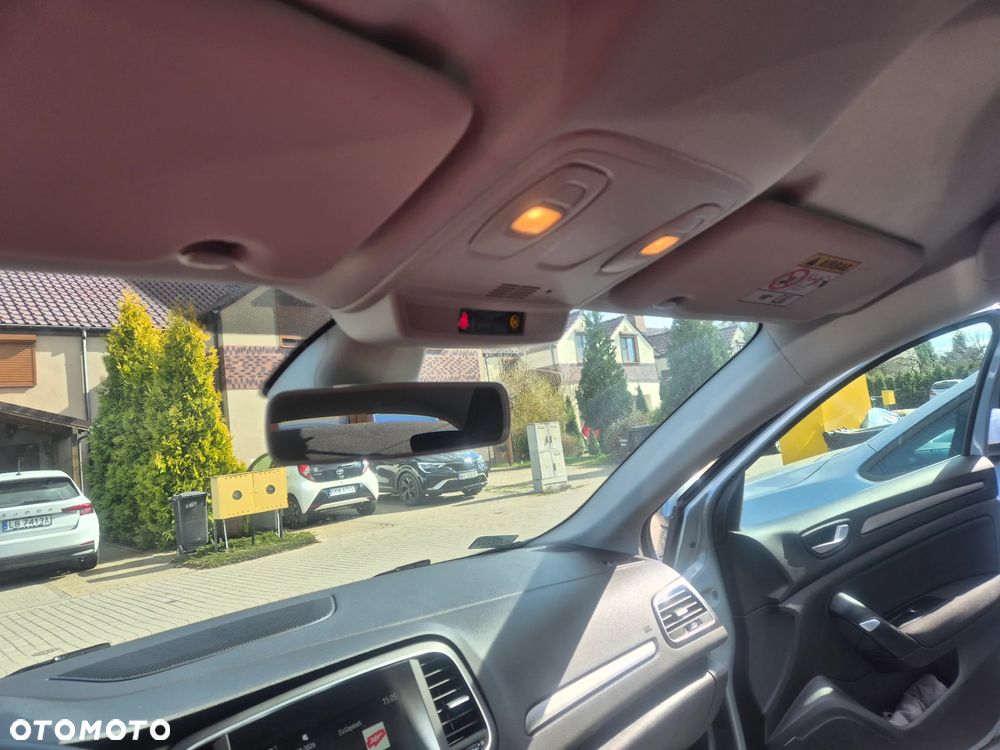 Renault Megane 1.3 TCe FAP Zen - 17