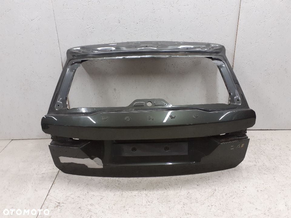 KLAPA BAGAŻNIKA VOLVO V60 II 18->