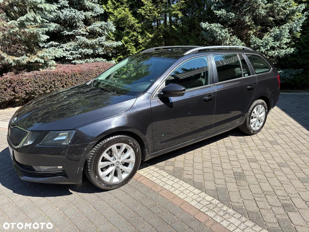 Skoda Octavia 1.6 TDI Ambition DSG - 10