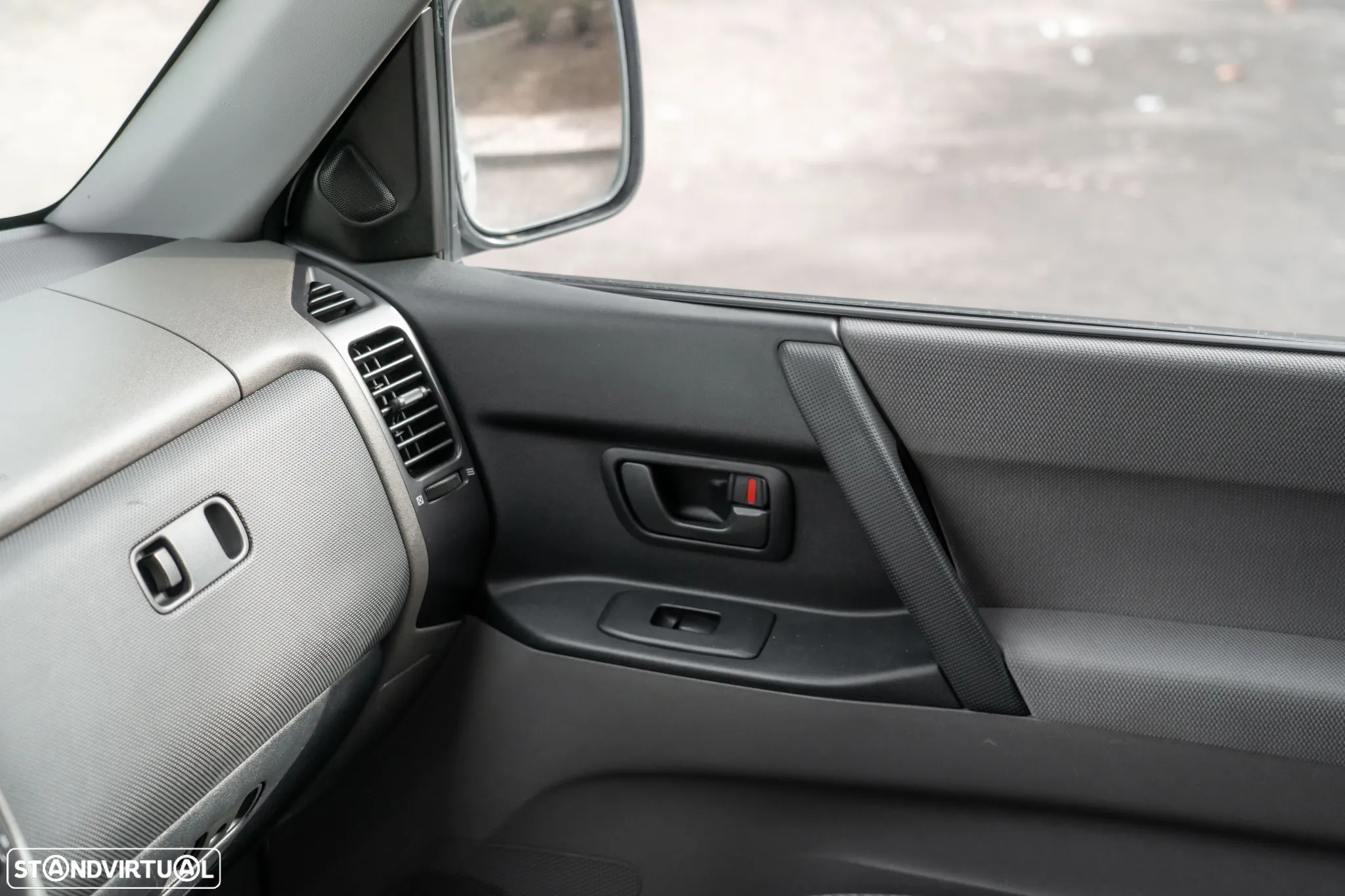 Mitsubishi Pajero 3.2 DI-D GLS ABS+CA - 16