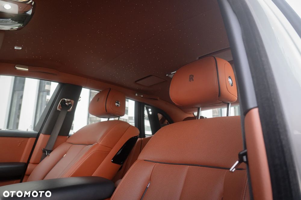 Rolls-Royce Phantom Standard - 14