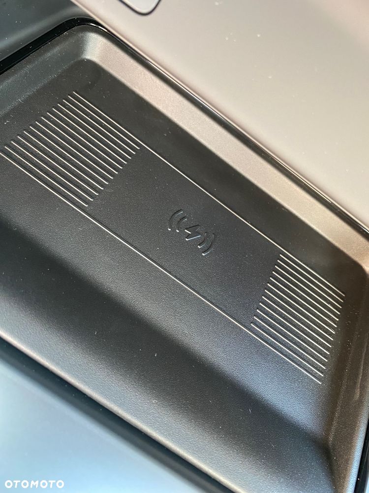 Land Rover Discovery Sport 2.0 D200 mHEV S - 20