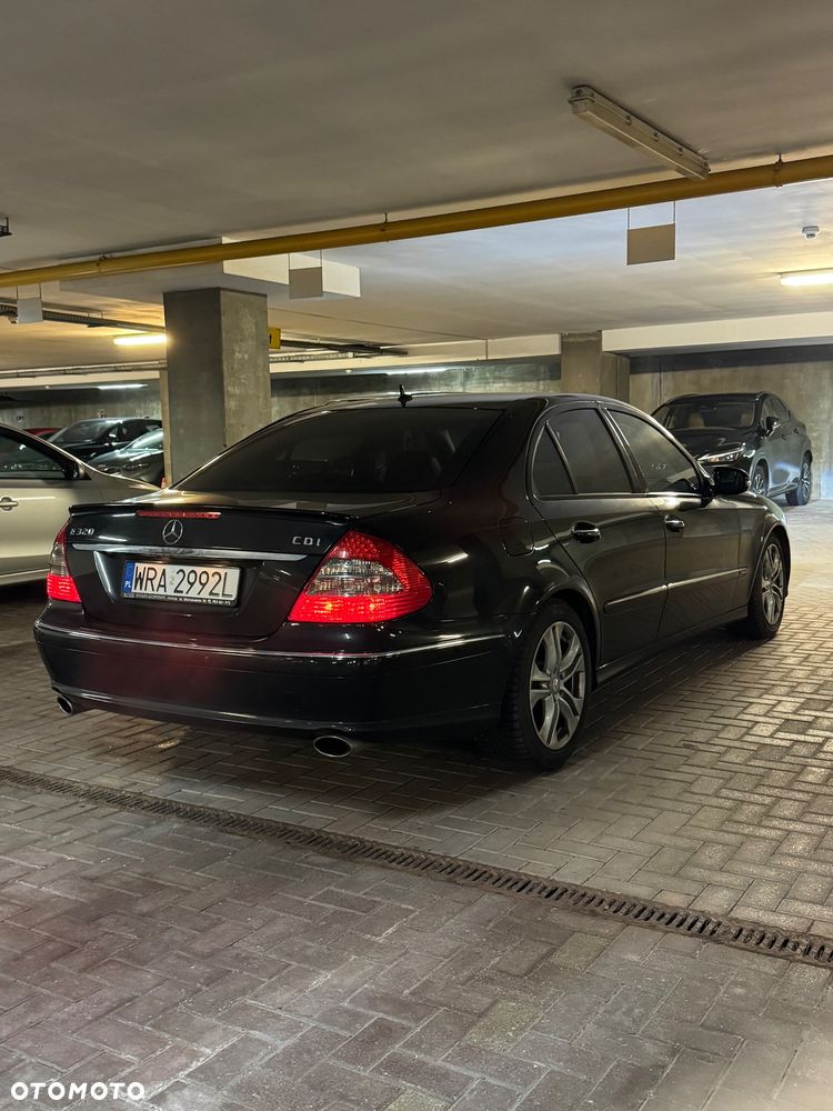 Mercedes-Benz Klasa E 320 CDI 7G-TRONIC Avantgarde - 7