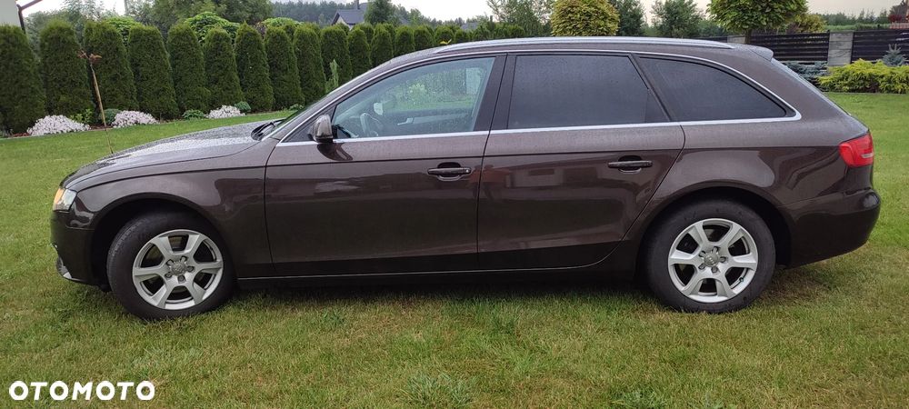 Audi A4 Avant - 6