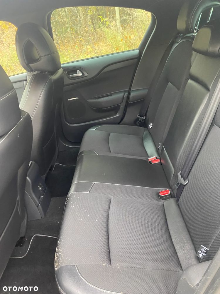 Citroën DS4 1.6 HDi SoChic - 14