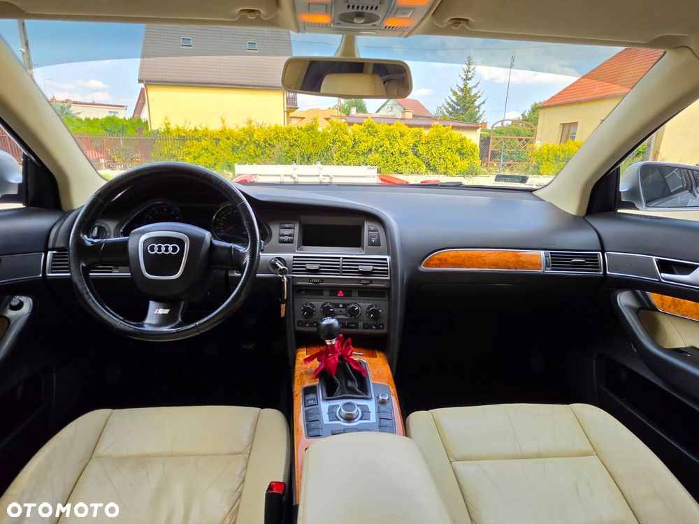 Audi A6 Limousine 2.4 - 10