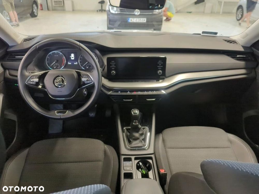 Skoda Octavia - 12