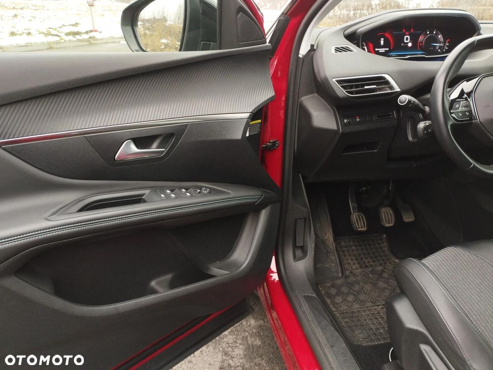 Peugeot 3008 1.5 BlueHDi Allure S&S - 11