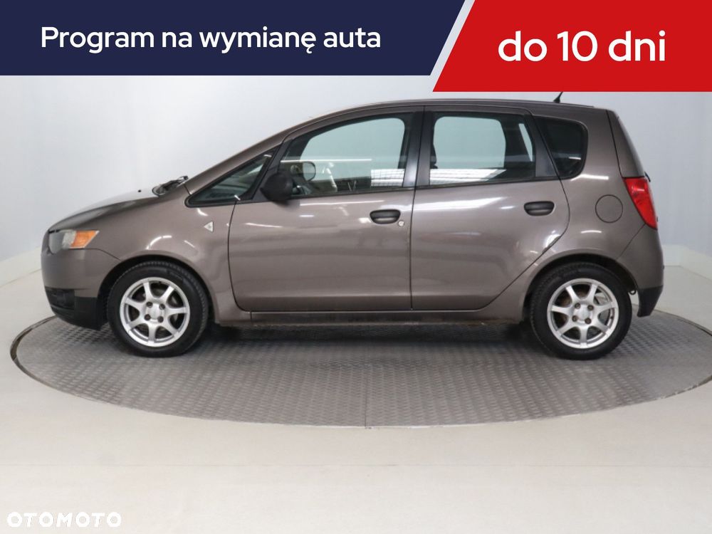 Mitsubishi Colt - 4