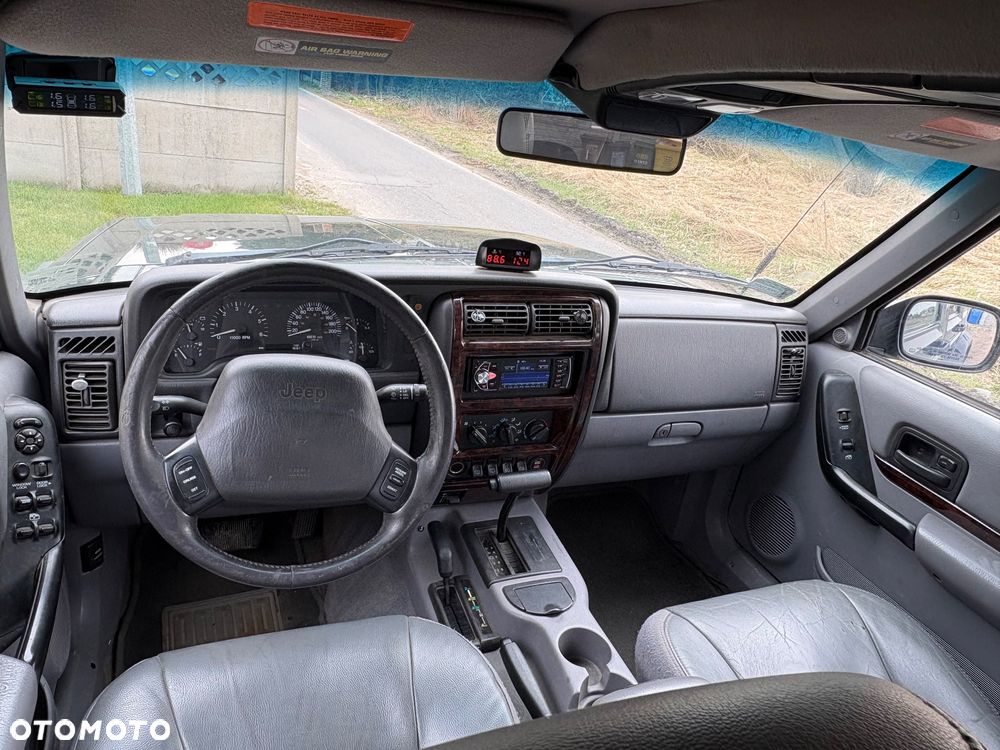 Jeep Cherokee - 7