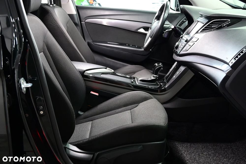 Hyundai i40 Kombi 2.0 Automatik Trend - 22