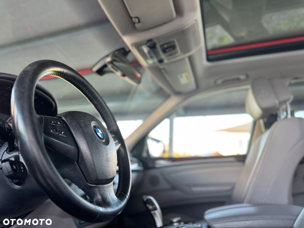 BMW X5 xDrive30i - 7