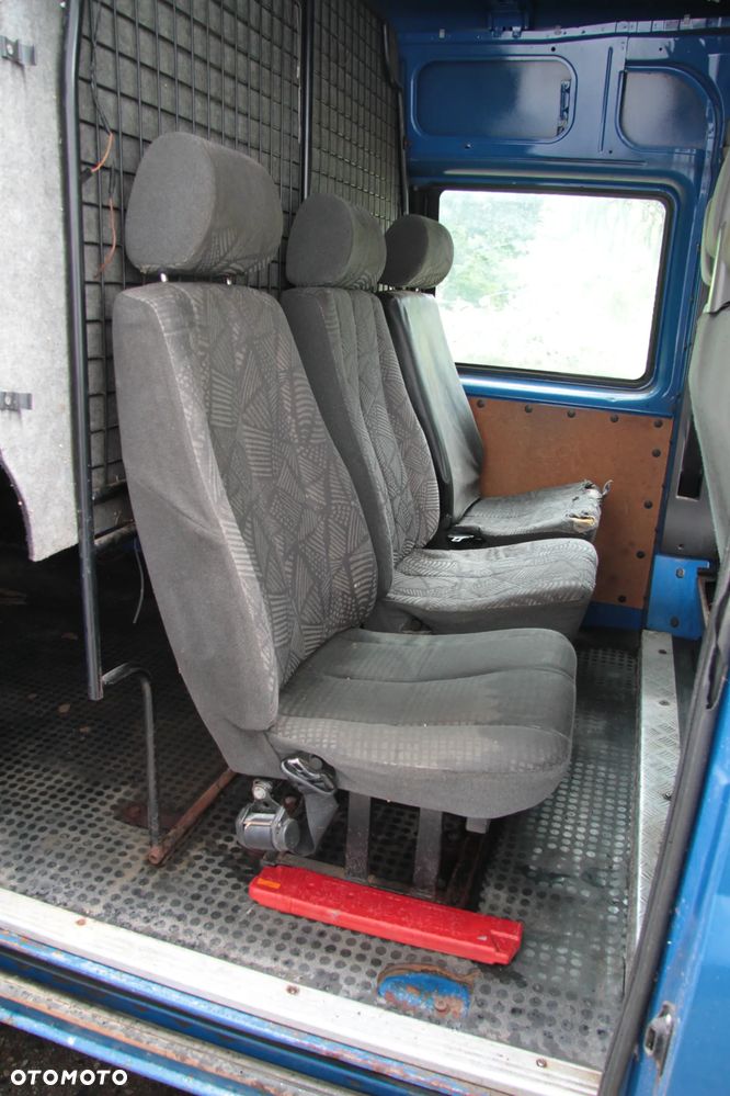 Ford TRANSIT FURGON 300L - 8