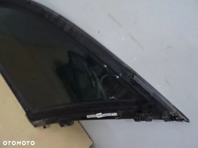 SZYBA KAROSERYJNA LEWY TYŁ MERCEDES W203 KOMBI NR378 - 7
