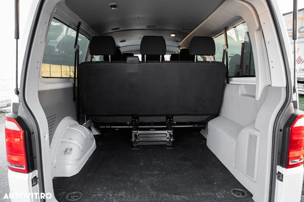 Volkswagen Transporter - 8