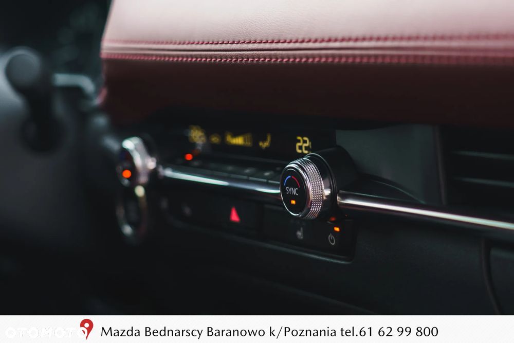 Mazda 3 2.0 mHEV Takumi - 25