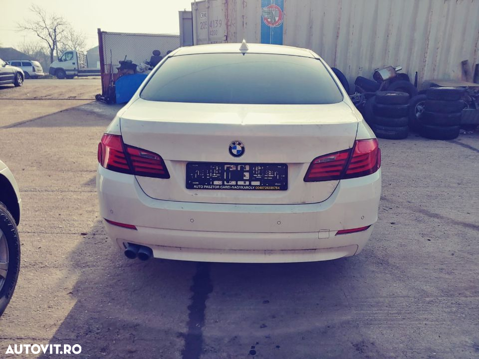 Dezmembrez Bmw 520D F10 - 4