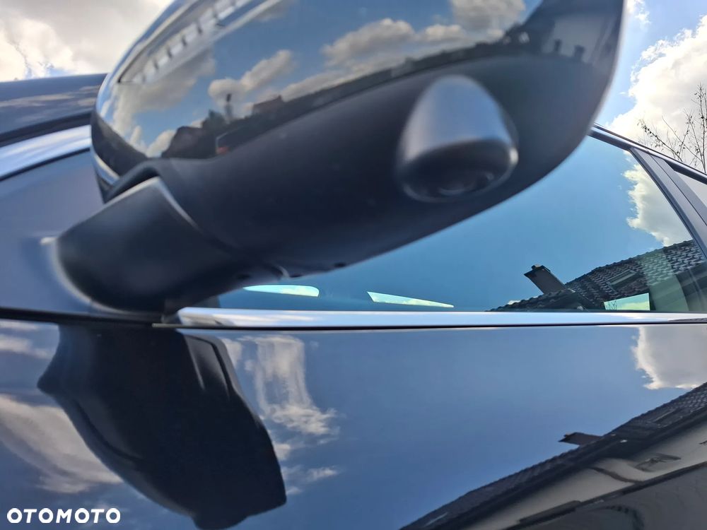 Nissan Qashqai 1.6 dCi Xtronic TEKNA+ - 19