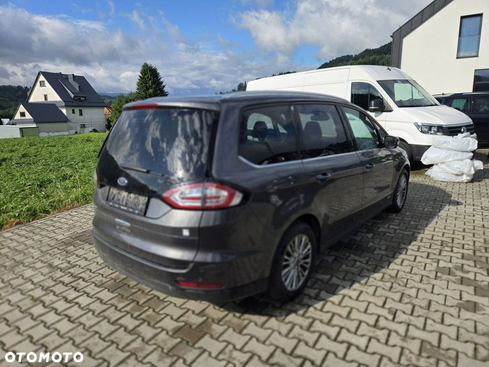 Ford Galaxy - 4