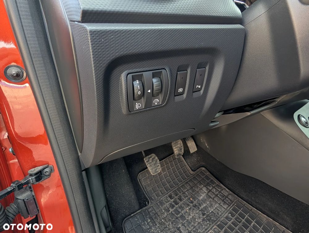 Renault Captur (ENERGY) TCe 90 INTENS - 27