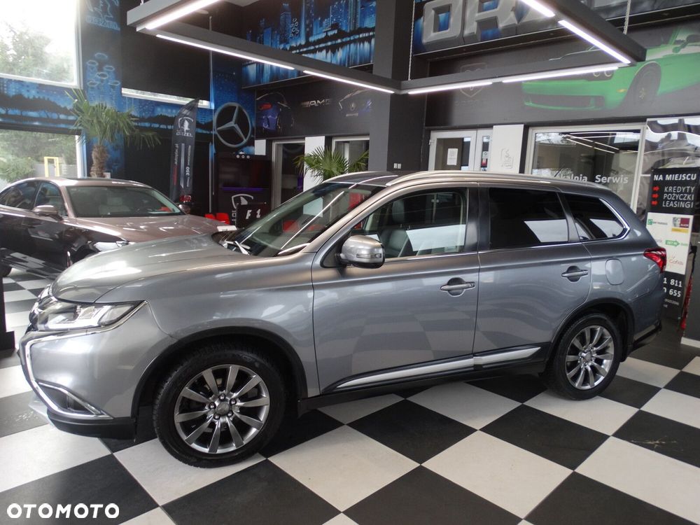 Mitsubishi Outlander - 5