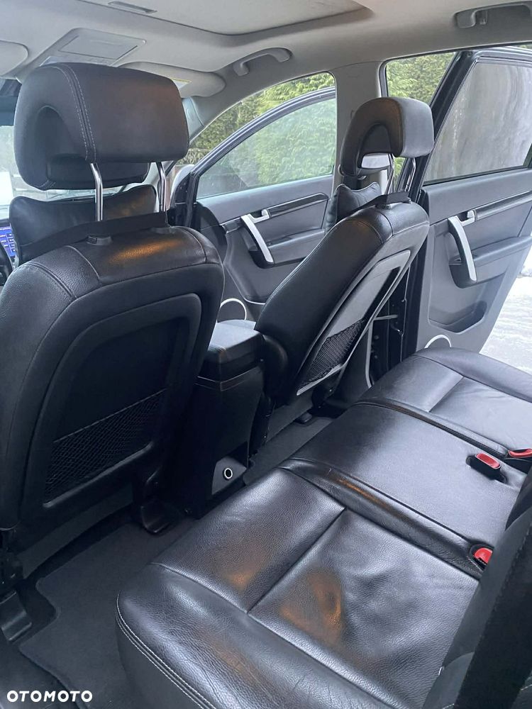 Chevrolet Captiva 2.2 D LTZ - 12