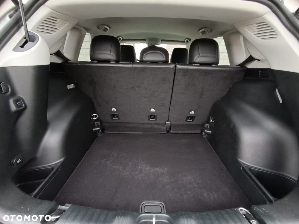 Jeep Compass - 25