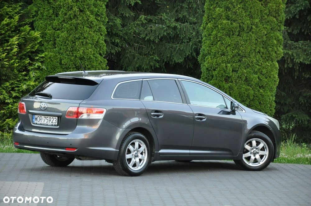 Toyota Avensis Touring Sports 1.8 Multidrive S Comfort - 14