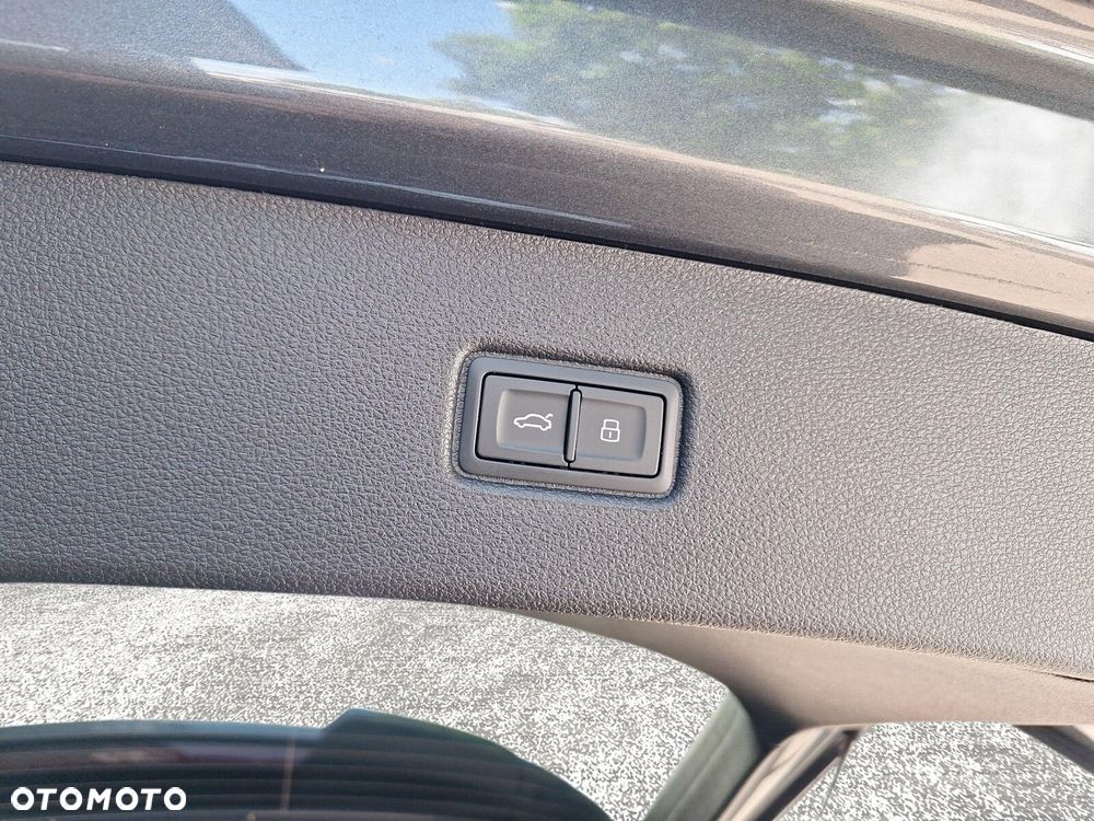Audi Q7 55 TFSI mHEV Quattro S Line Tiptr - 34
