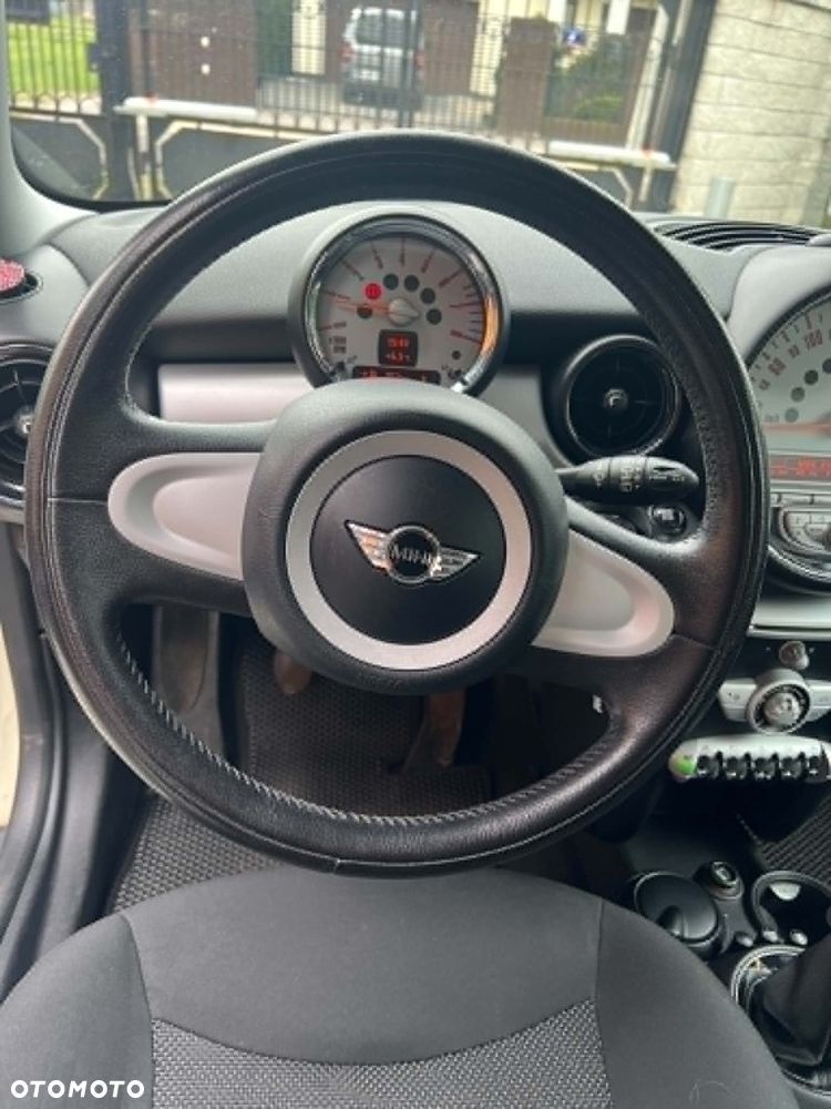 MINI ONE - 10