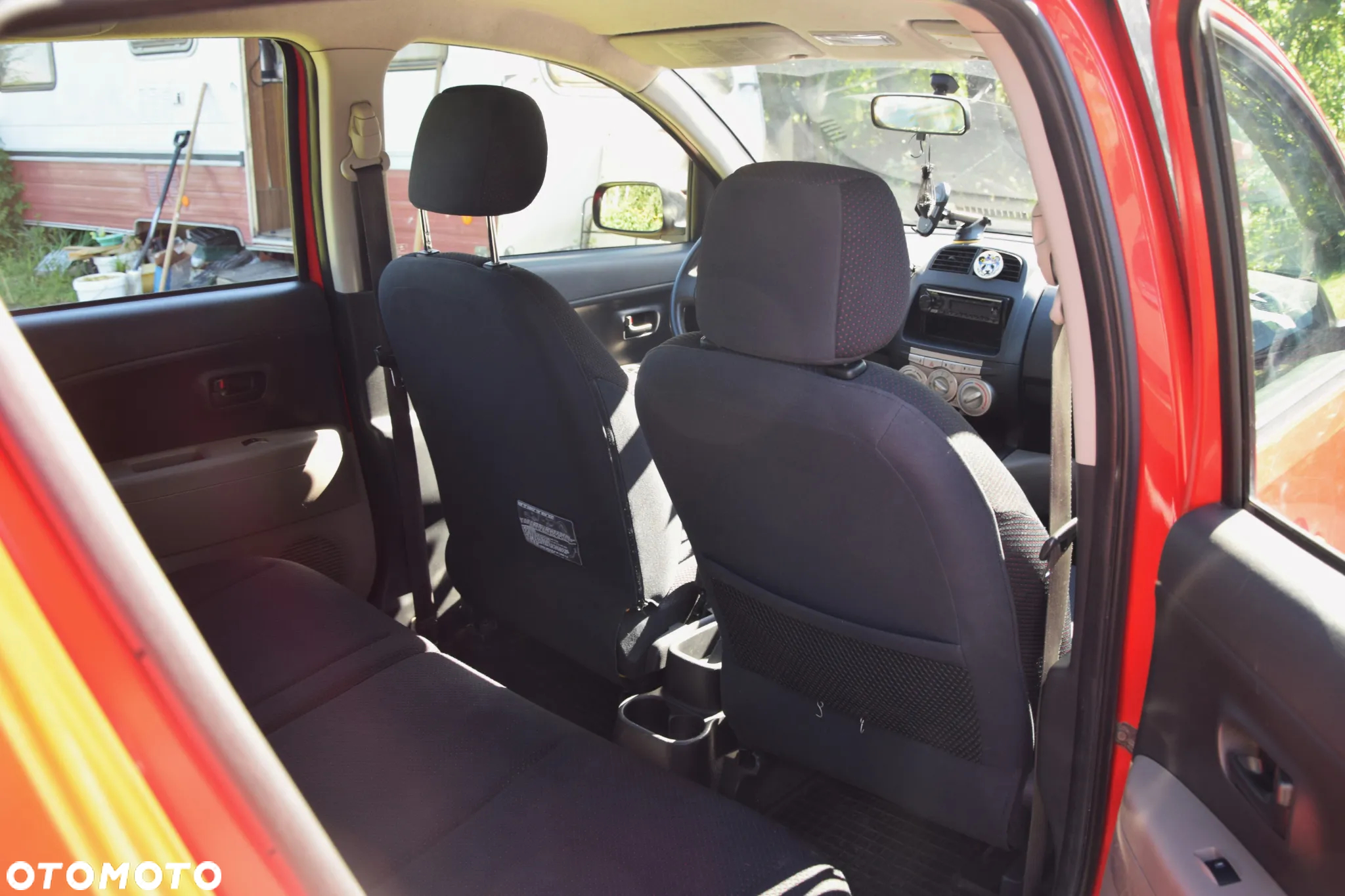 Daihatsu Sirion 1.0 - 16