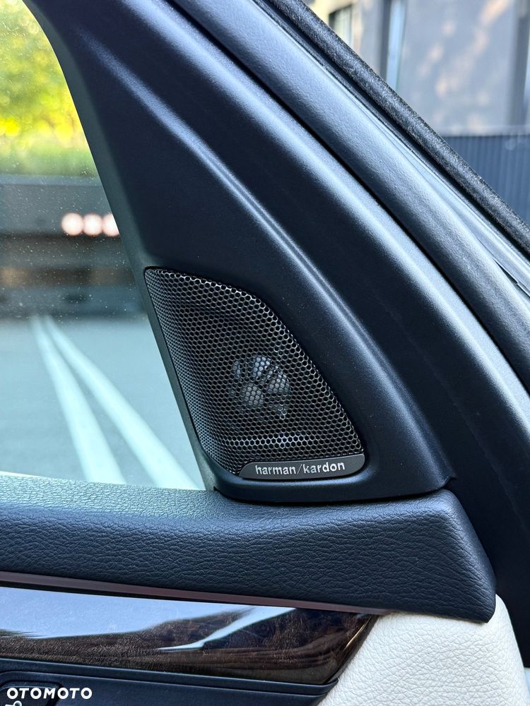 BMW X5 xDrive35i - 10