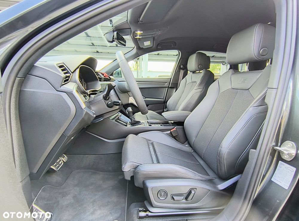 Audi Q3 - 16