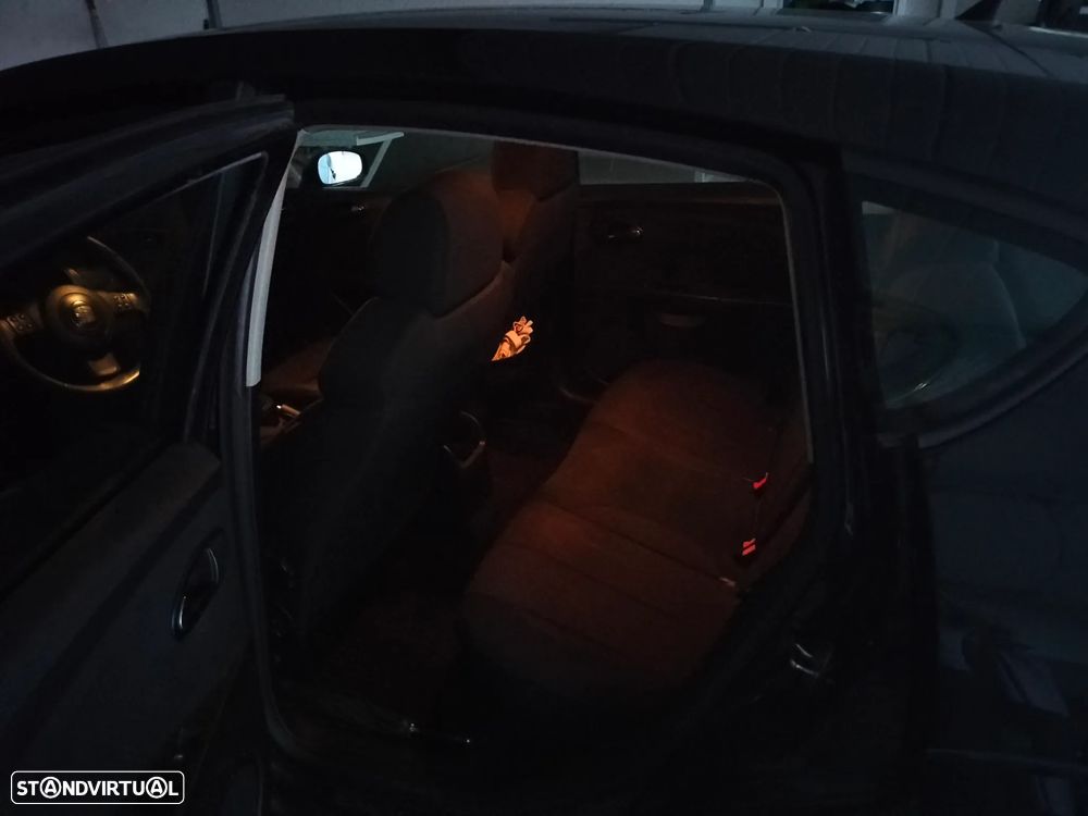 SEAT Leon 1.4 TSI Sport Up - 12