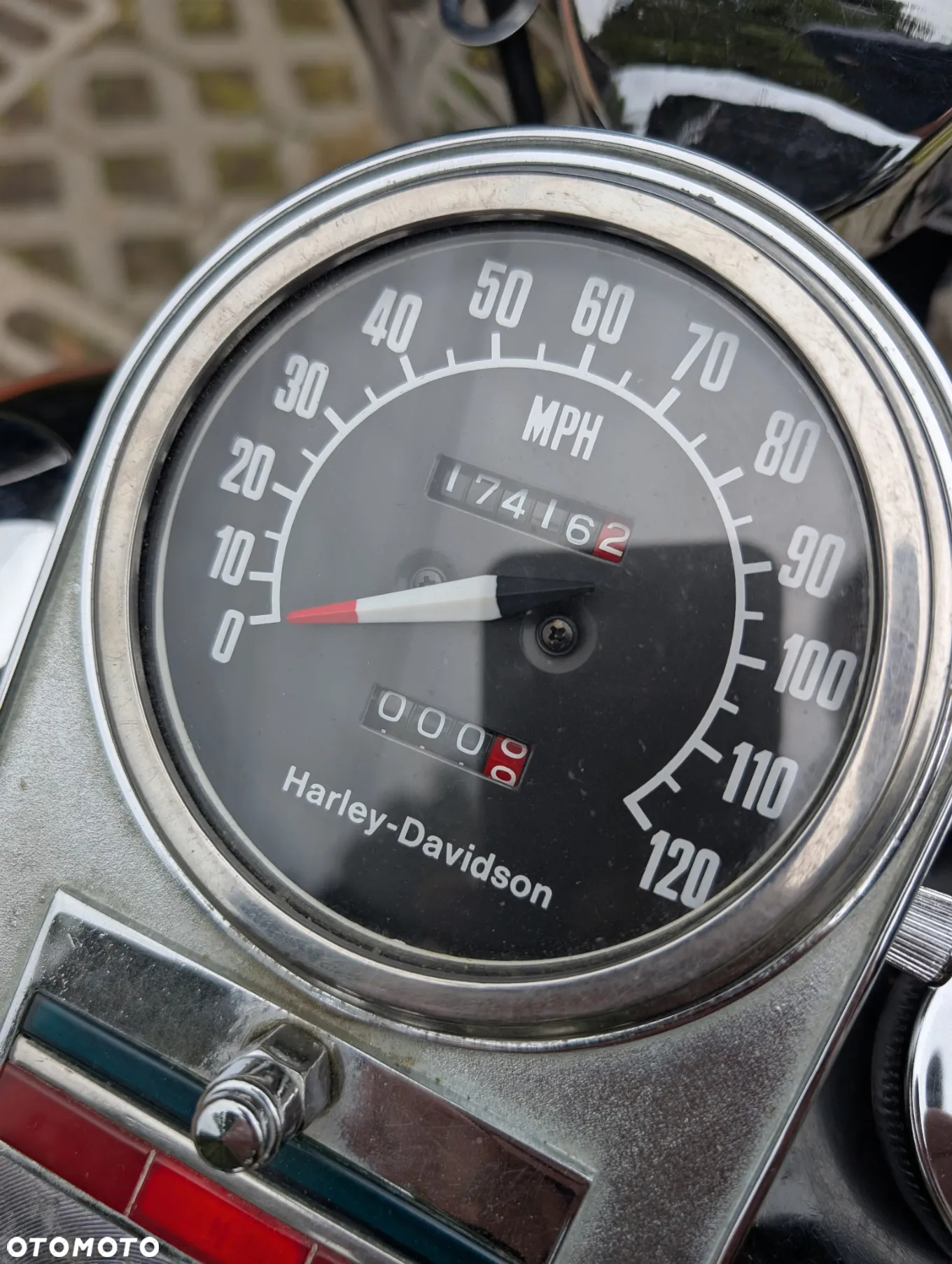 Harley-Davidson FLH Shovelhead - 2