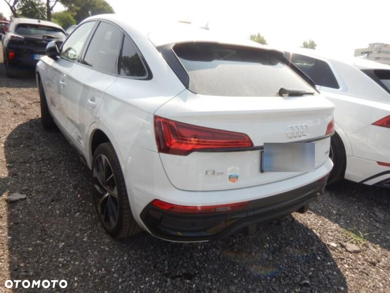 Audi Q5 Sportback - 4