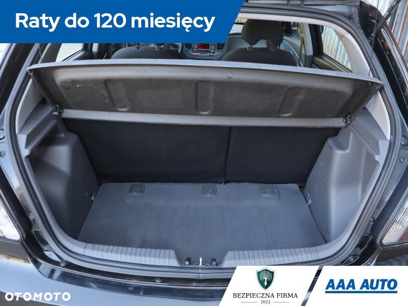 Kia Rio - 16