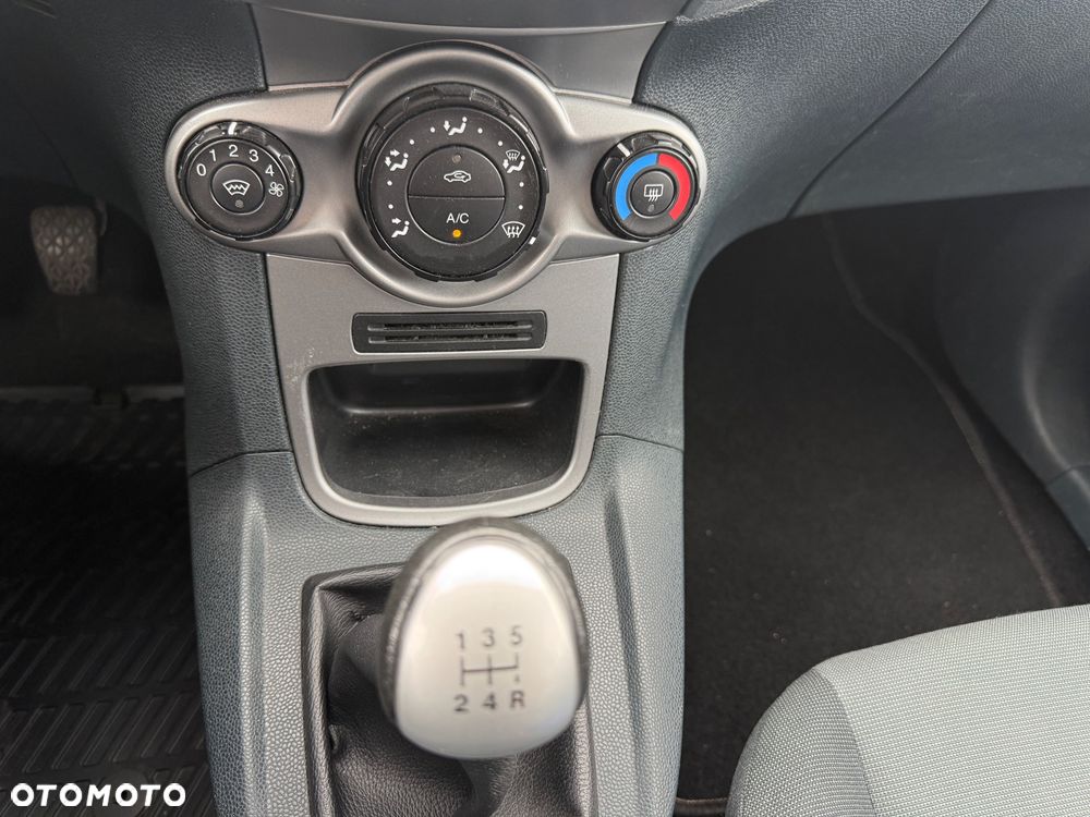 Ford Fiesta 1.25 SYNC Edition - 14