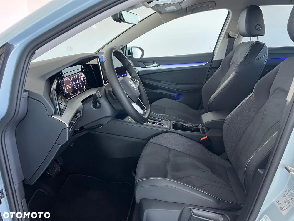 Volkswagen Golf - 17