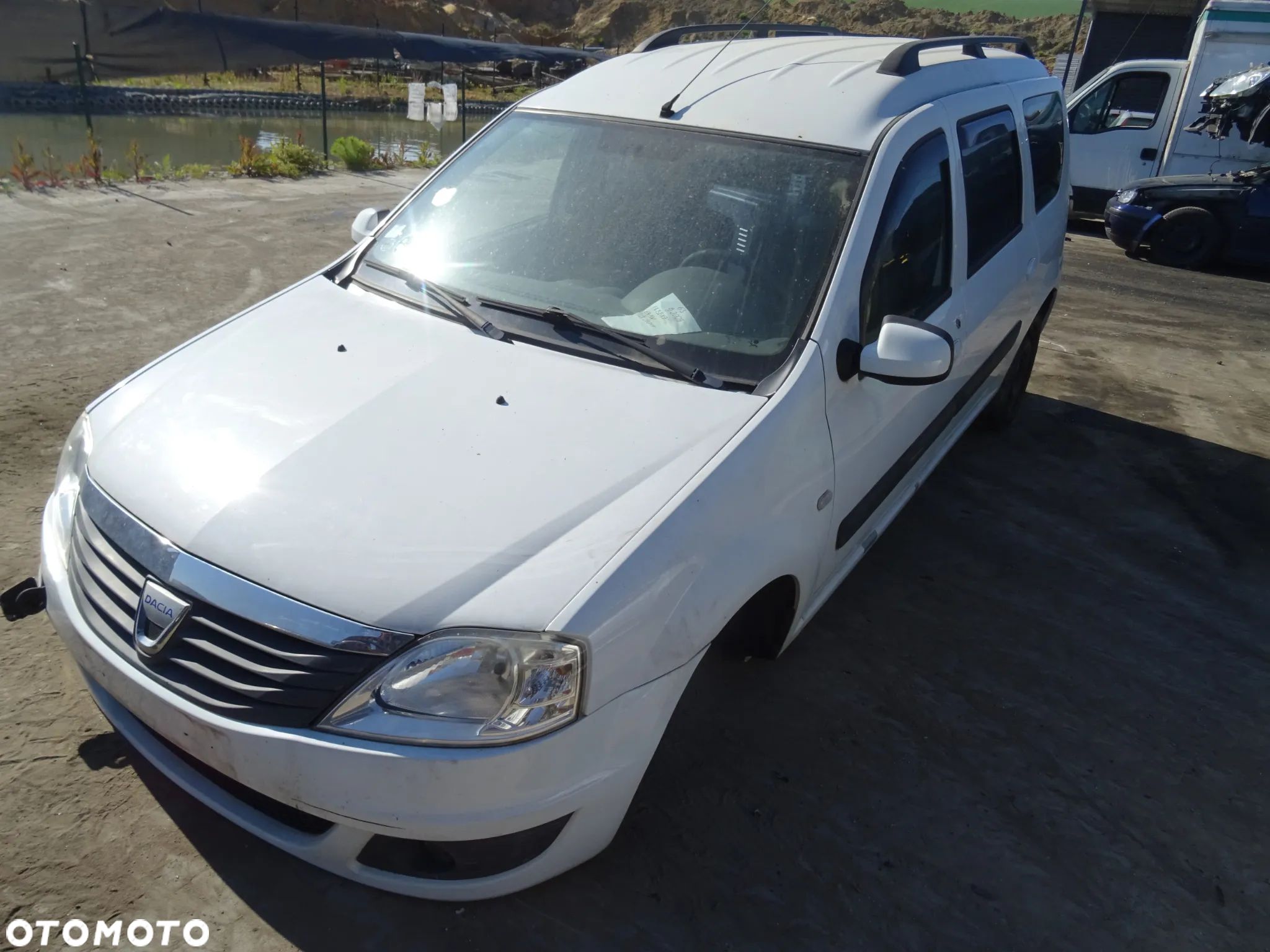 Dacia Logan 2010 lakier(0V369) na części maska drzwi zderzak błotnik klapa - 1